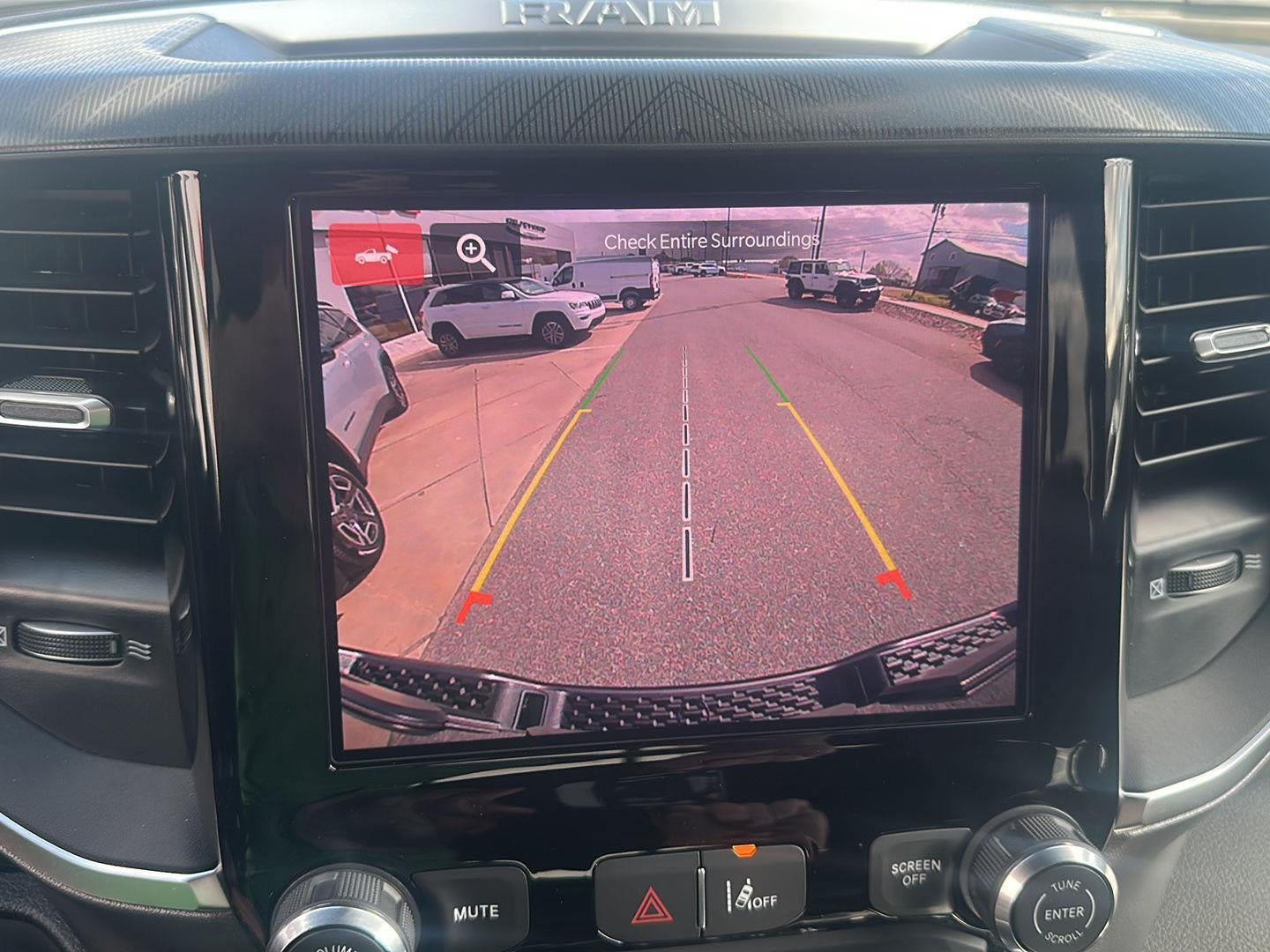 2026 RAM 1500 RAM 1500 EXPRESS CREW CAB 4X4 5'7' BOX