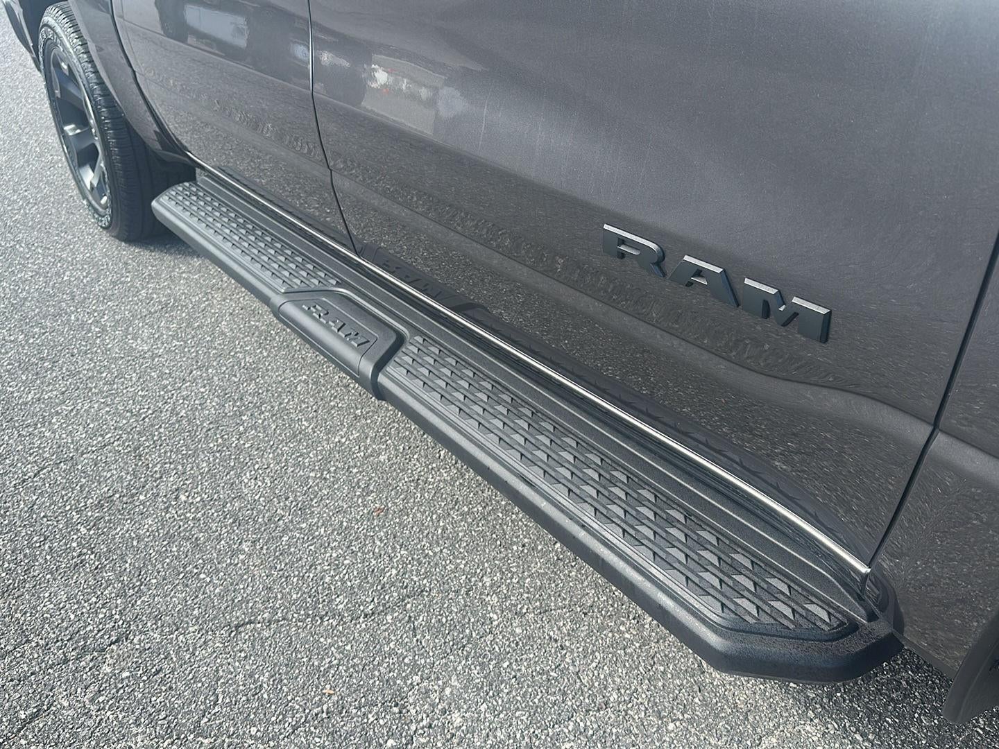 2026 RAM 1500 RAM 1500 EXPRESS CREW CAB 4X4 5'7' BOX