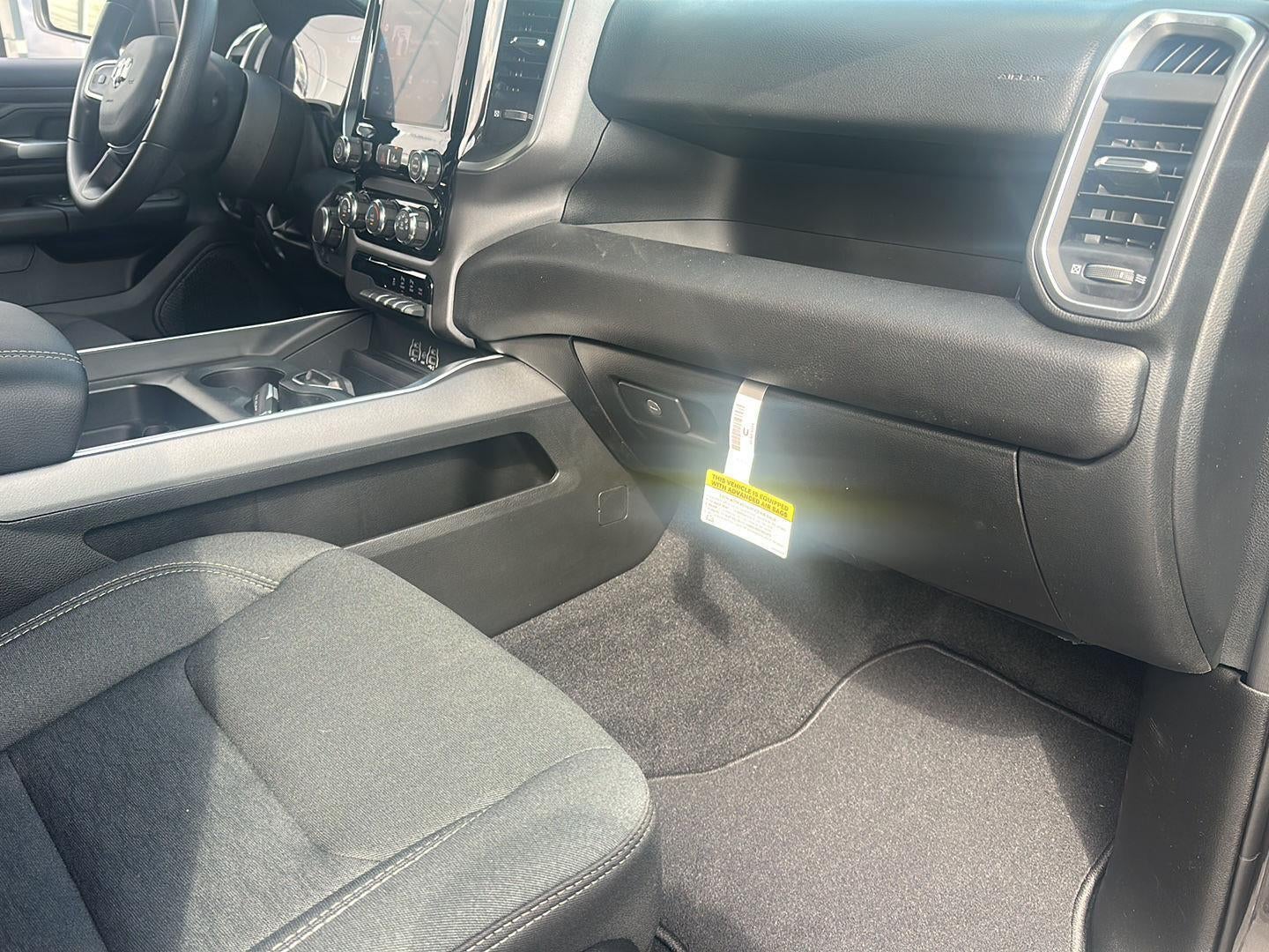 2026 RAM 1500 RAM 1500 EXPRESS CREW CAB 4X4 5'7' BOX