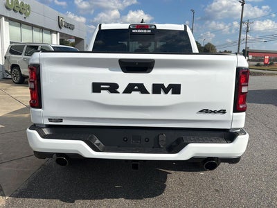 2027 RAM 1500 RAM 1500 EXPRESS CREW CAB 4X4 5'7' BOX