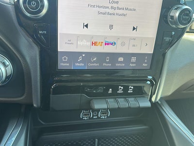 2025 RAM 1500 RAM 1500 LARAMIE CREW CAB 4X4 5'7' BOX