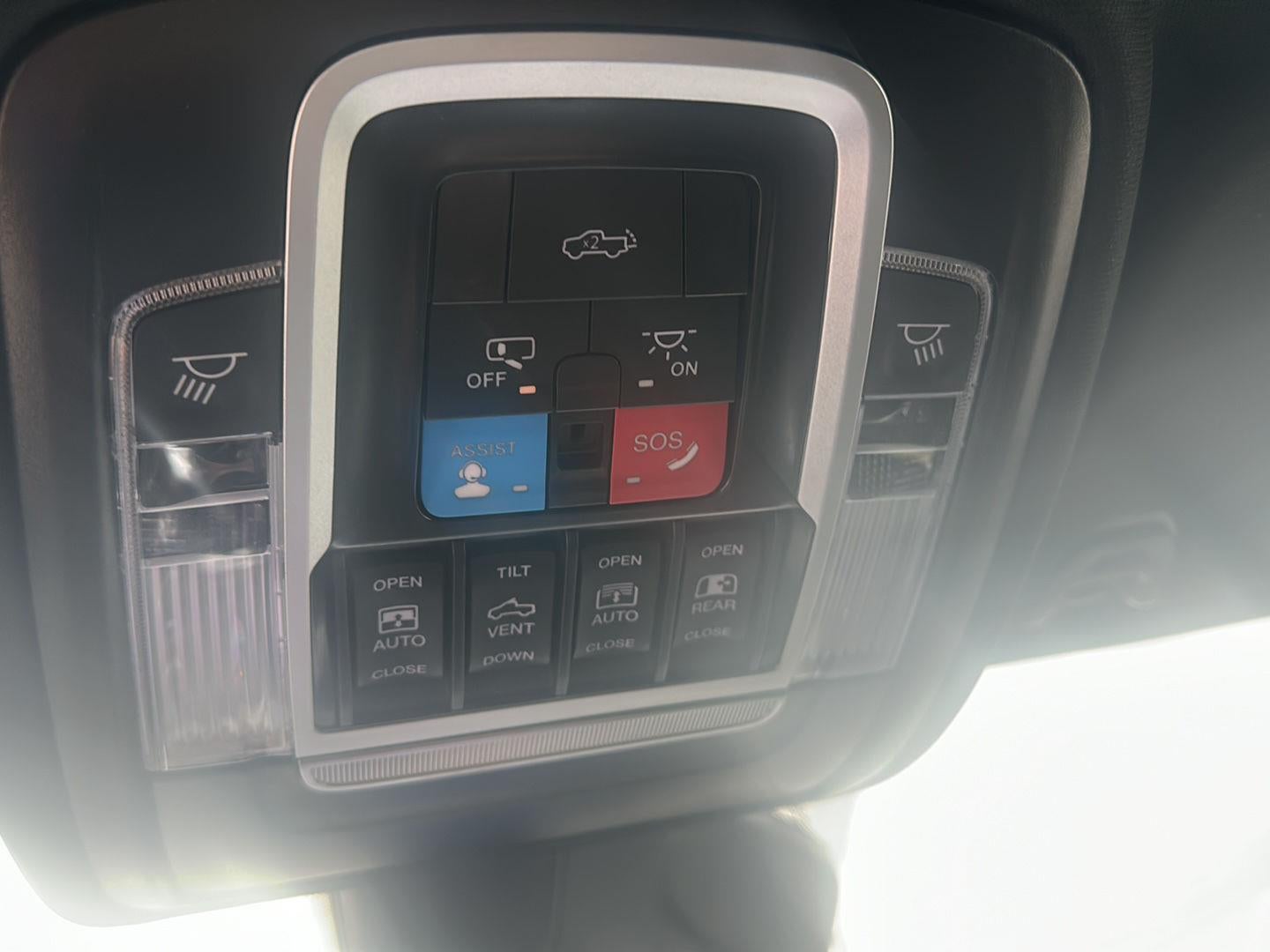 2026 RAM 1500 RAM 1500 LARAMIE CREW CAB 4X4 5'7' BOX