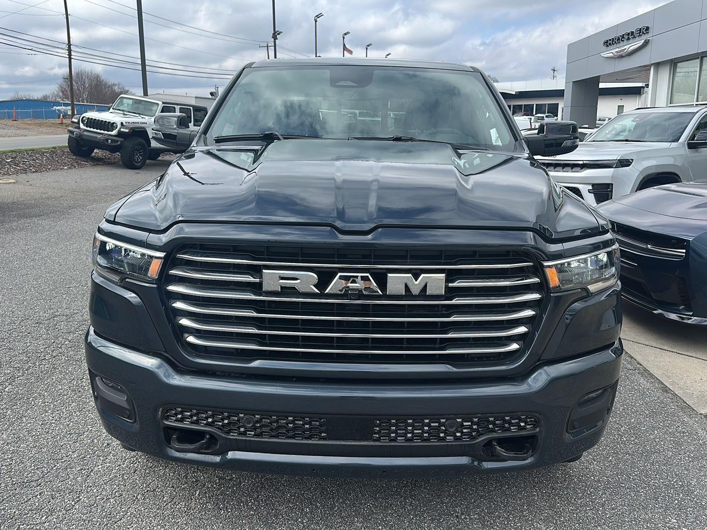 2026 RAM 1500 RAM 1500 LARAMIE CREW CAB 4X4 5'7' BOX
