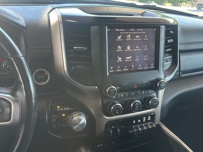 2019 RAM 1500 Laramie Crew Cab 4x4 5'7' Box