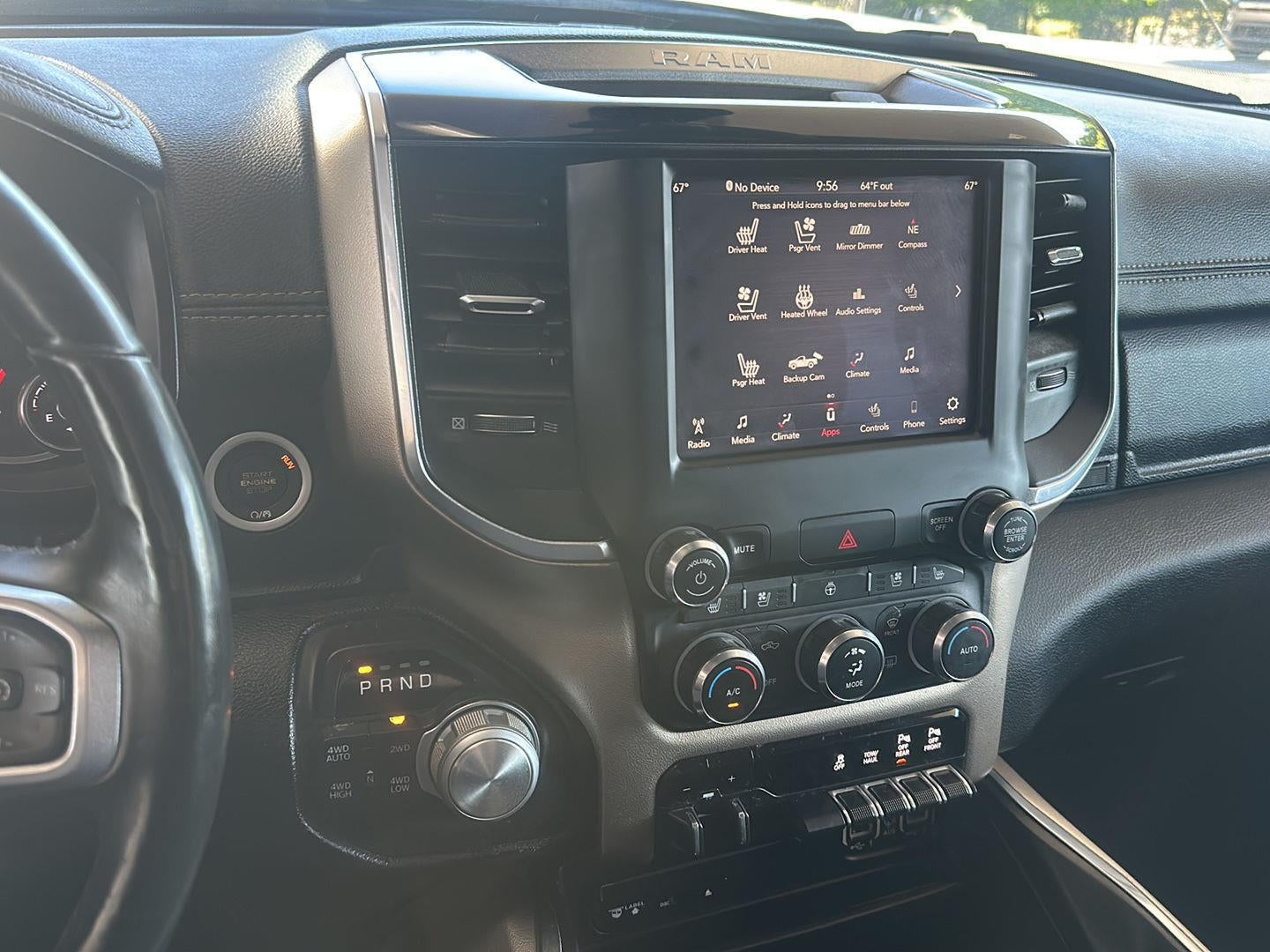 2019 RAM 1500 Laramie Crew Cab 4x4 5'7' Box