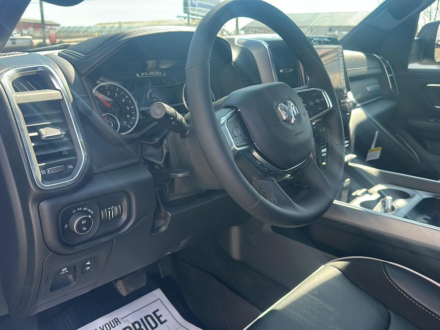 2026 RAM 1500 RAM 1500 LARAMIE CREW CAB 4X4 5'7' BOX