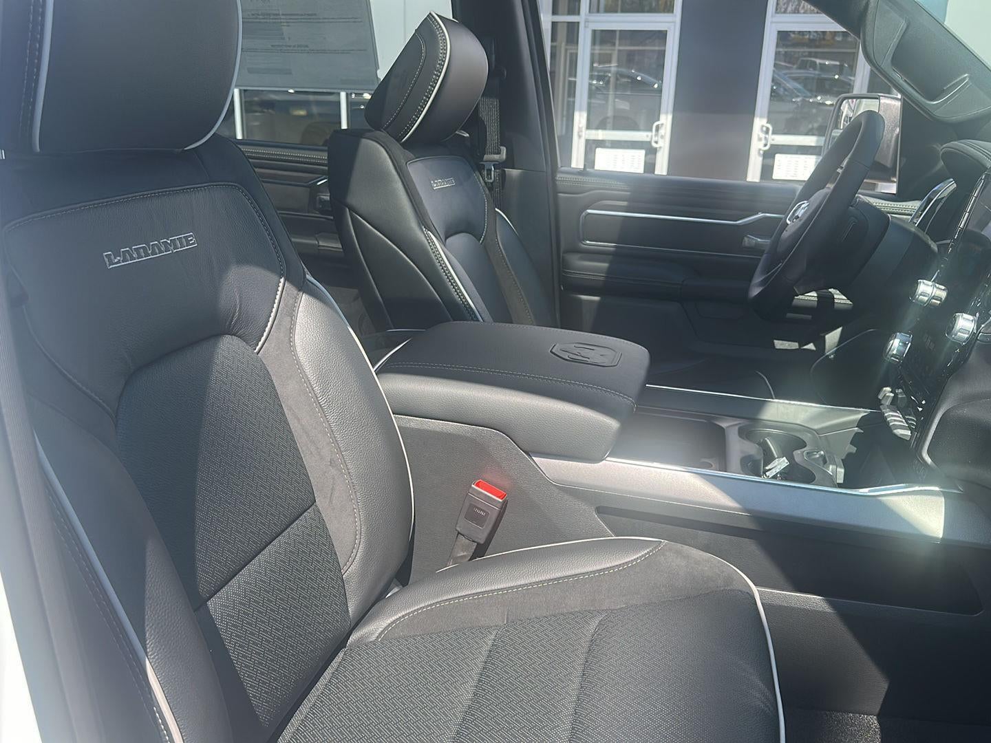 2026 RAM 1500 RAM 1500 LARAMIE CREW CAB 4X4 5'7' BOX