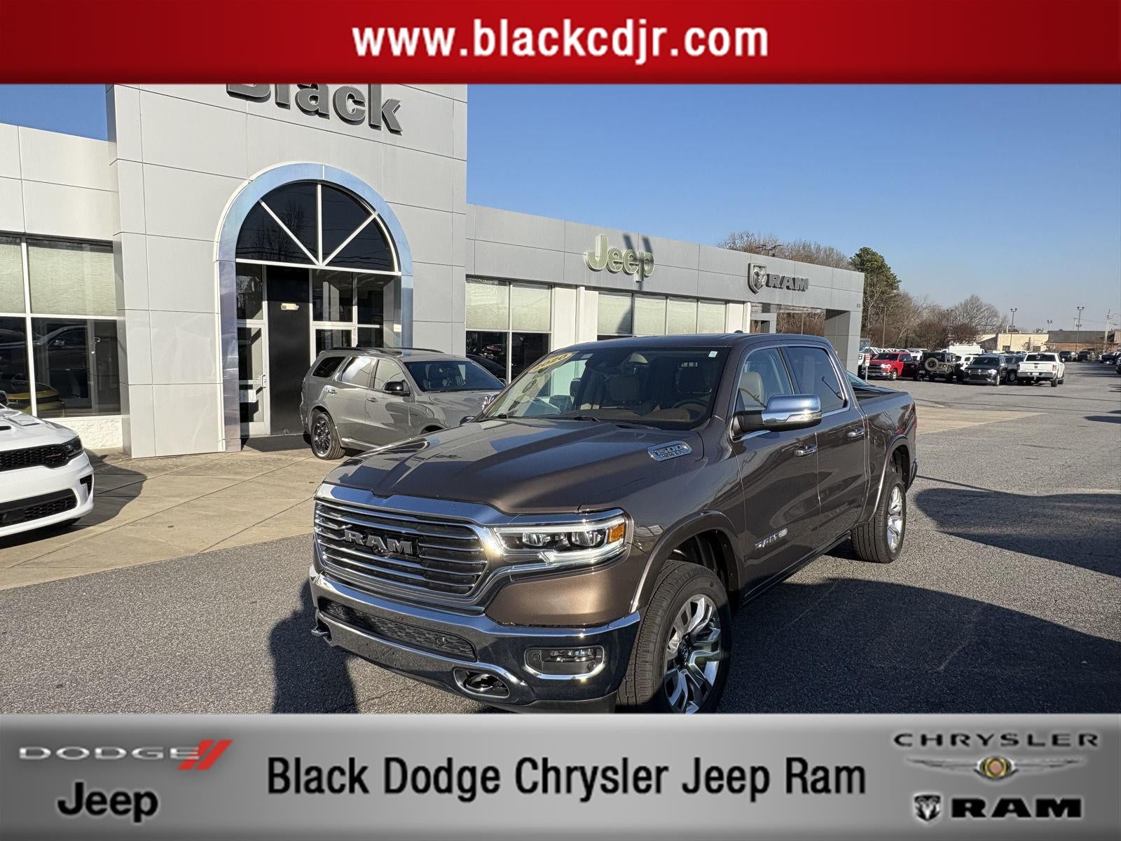 2020 RAM 1500 Laramie Longhorn Crew Cab 4x4 5'7' Box