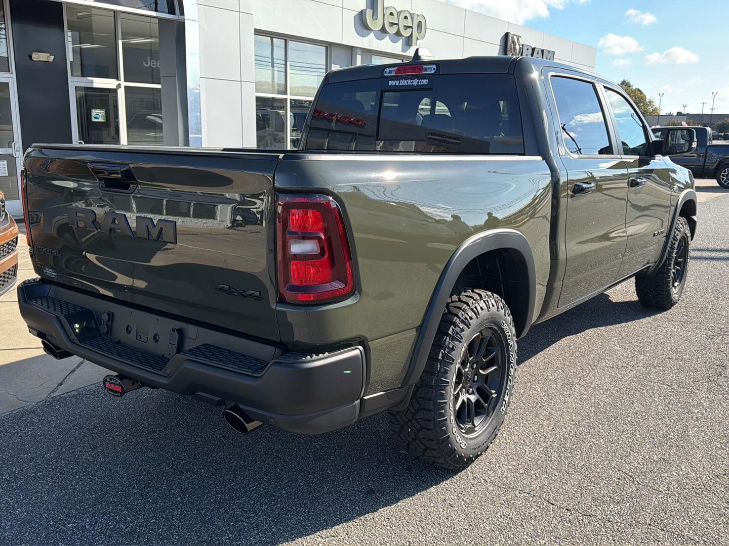 2027 RAM 1500 RAM 1500 REBEL CREW CAB 4X4 5'7' BOX
