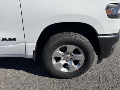 2027 RAM 1500 RAM 1500 TRADESMAN CREW CAB 4X4 6'4' BOX