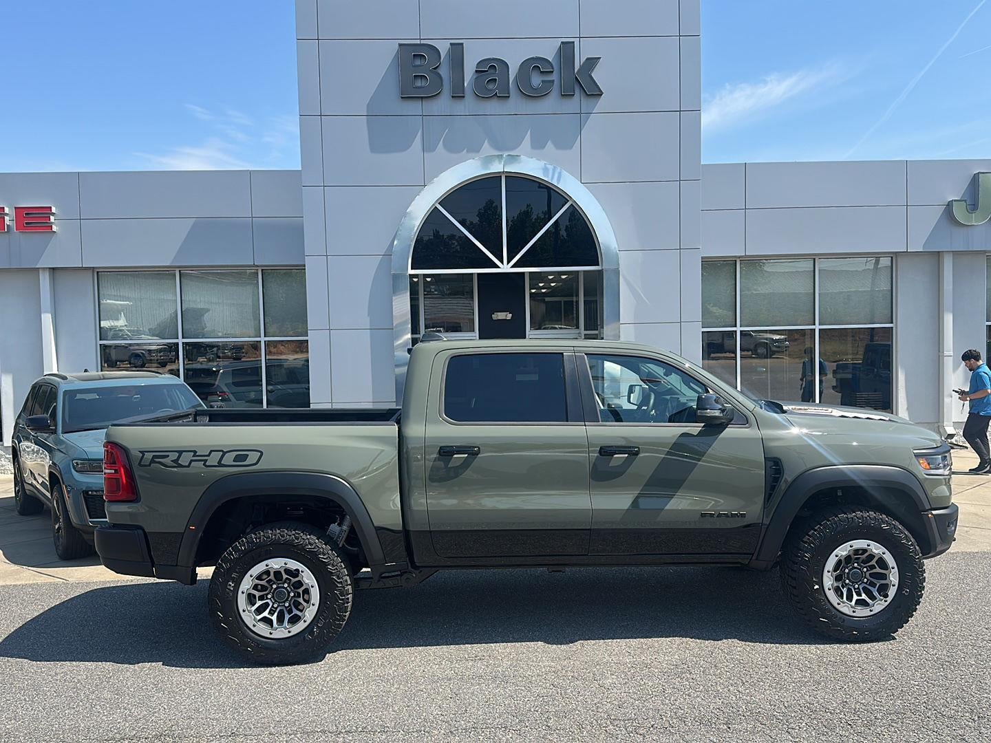 2026 RAM 1500 RAM 1500 RHO CREW CAB 4X4 5'7' BOX