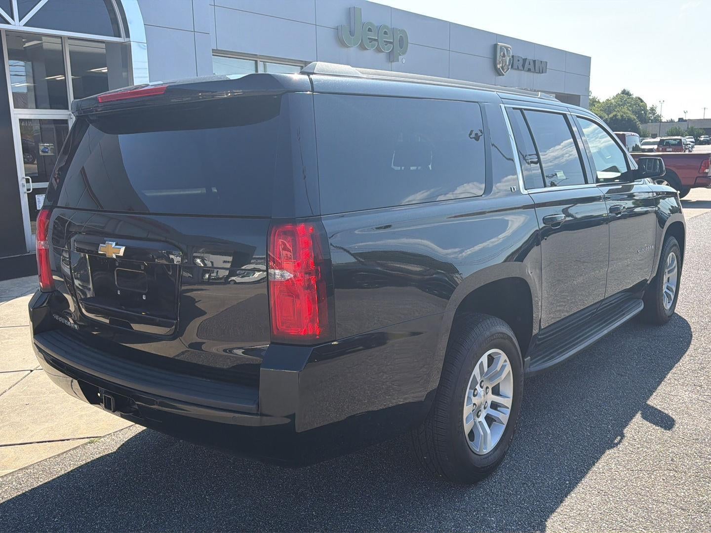 2019 Chevrolet Suburban LT