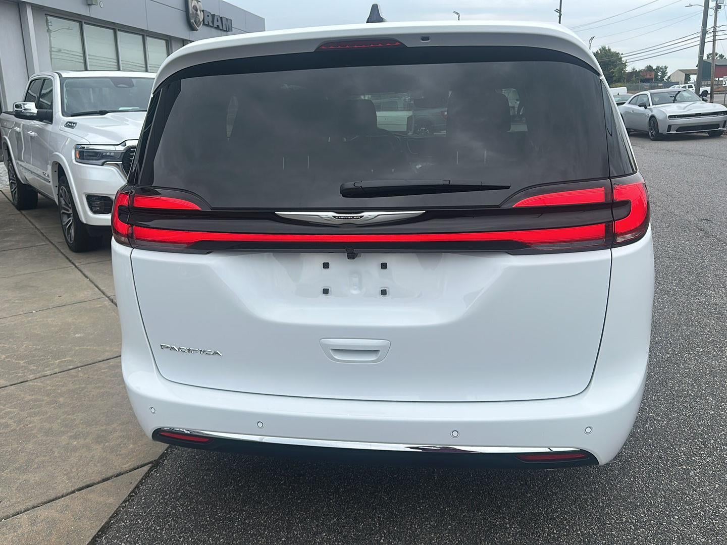 2026 Chrysler Pacifica PACIFICA SELECT