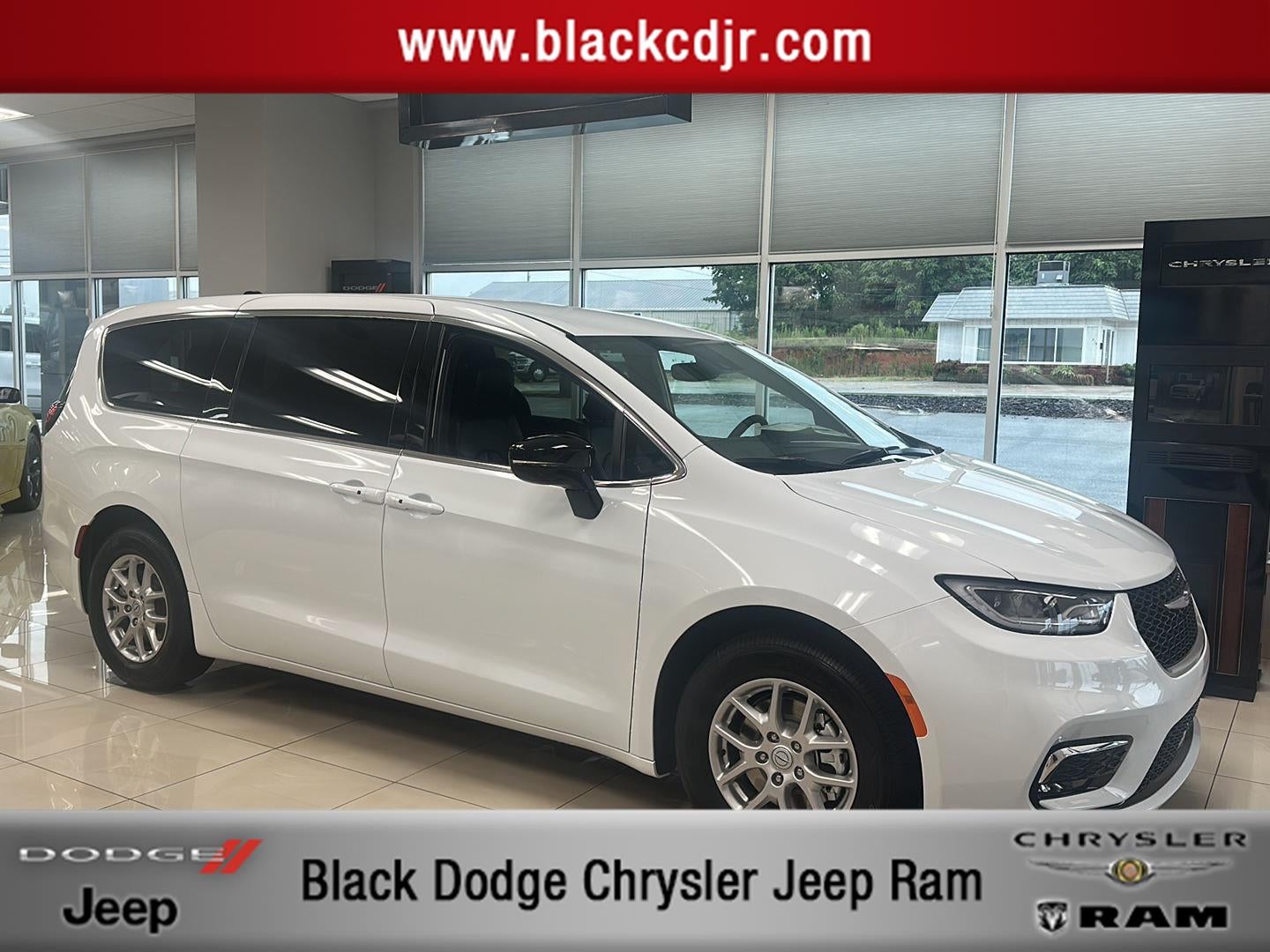 2026 Chrysler Pacifica PACIFICA SELECT
