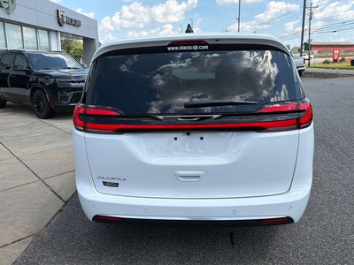 2027 Chrysler Pacifica PACIFICA SELECT