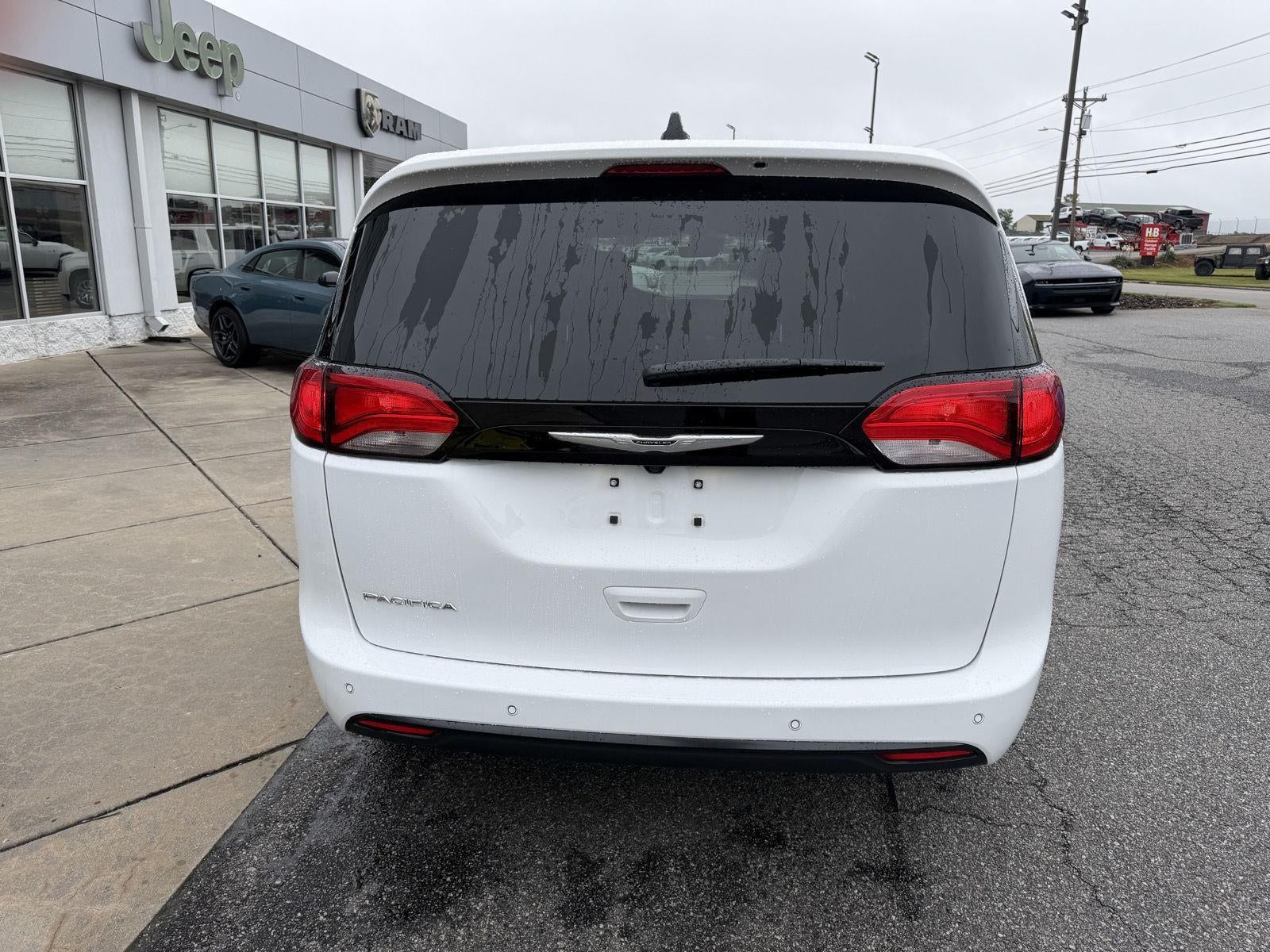2027 Chrysler Pacifica PACIFICA LX
