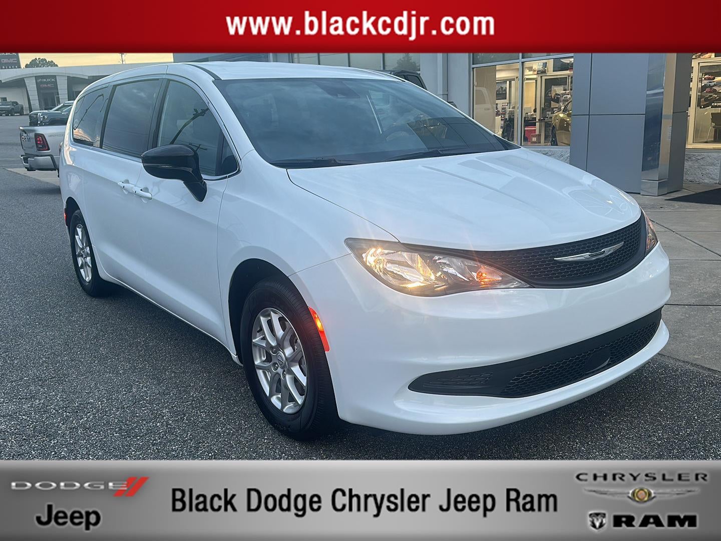 2026 Chrysler Voyager VOYAGER LX