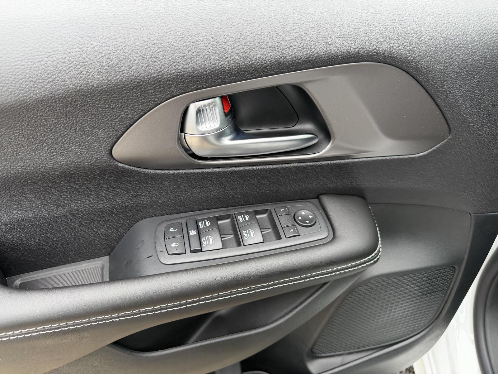 2027 Chrysler Pacifica PACIFICA LX
