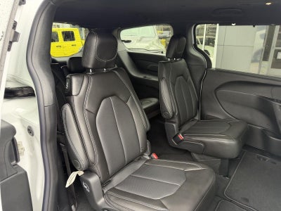 2027 Chrysler Pacifica PACIFICA LX