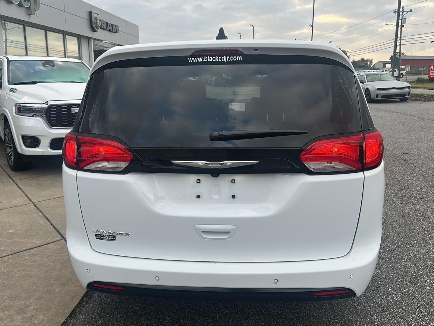 2026 Chrysler Voyager VOYAGER LX