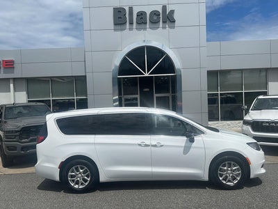 2026 Chrysler Voyager VOYAGER LX