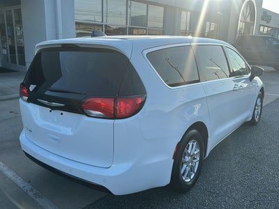2026 Chrysler Voyager VOYAGER LX