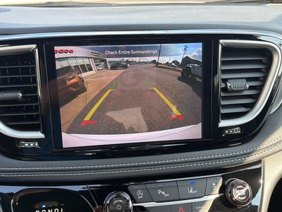 2027 Chrysler Pacifica PACIFICA SELECT AWD
