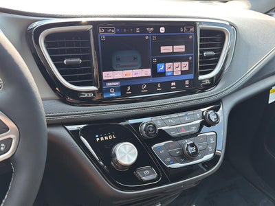 2027 Chrysler Pacifica PACIFICA SELECT AWD