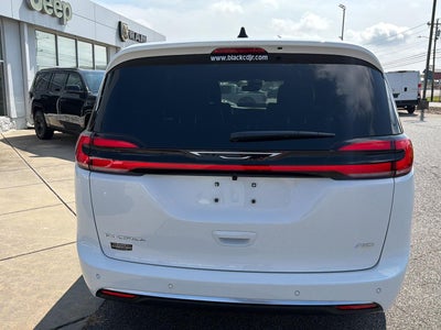2027 Chrysler Pacifica PACIFICA SELECT AWD