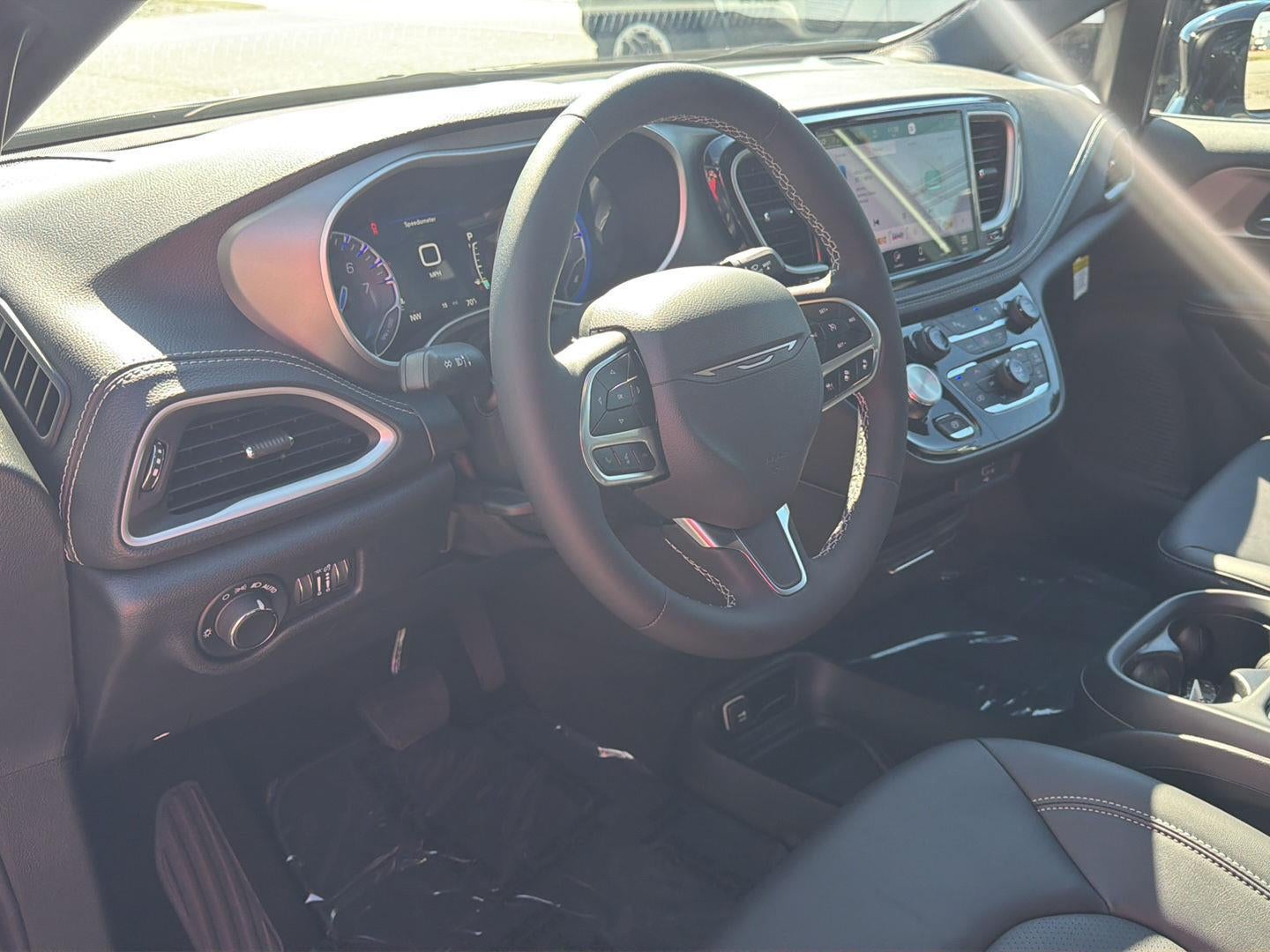 2027 Chrysler Pacifica PACIFICA SELECT AWD