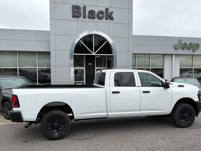 2026 RAM 3500 RAM 3500 TRADESMAN CREW CAB 4X4 8' BOX