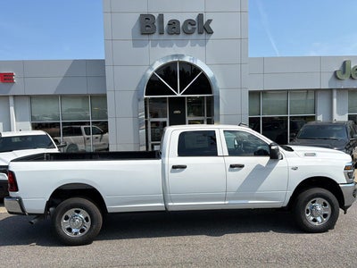 2027 RAM 3500 RAM 3500 TRADESMAN CREW CAB 4X4 8' BOX