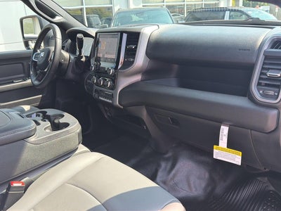 2027 RAM 3500 RAM 3500 TRADESMAN CREW CAB 4X4 8' BOX