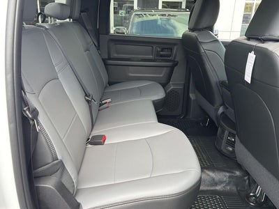 2027 RAM 3500 RAM 3500 TRADESMAN CREW CAB 4X4 8' BOX