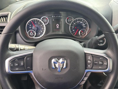 2027 RAM 3500 RAM 3500 TRADESMAN CREW CAB 4X4 8' BOX