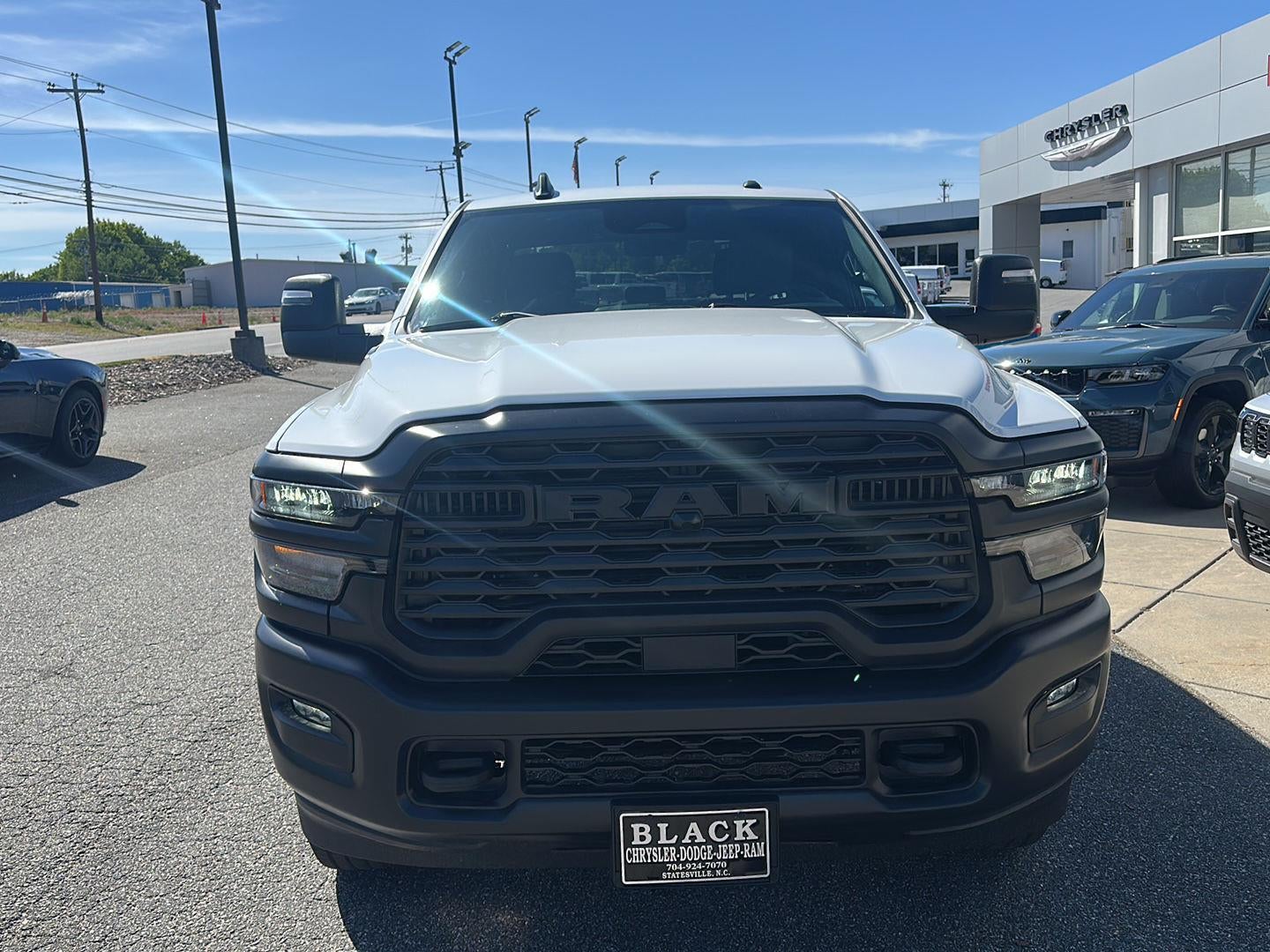 2026 RAM 3500 RAM 3500 TRADESMAN CREW CAB 4X4 8' BOX