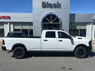 2026 RAM 3500 RAM 3500 TRADESMAN CREW CAB 4X4 8' BOX