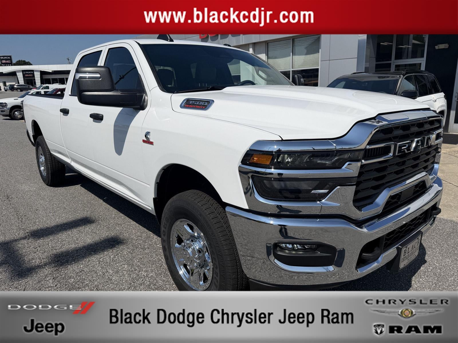 2027 RAM 3500 RAM 3500 TRADESMAN CREW CAB 4X4 8' BOX