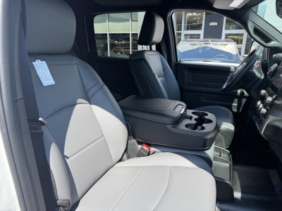 2027 RAM 3500 RAM 3500 TRADESMAN CREW CAB 4X4 8' BOX