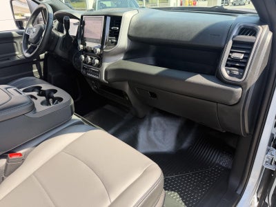 2027 RAM 3500 RAM 3500 TRADESMAN CREW CAB 4X4 8' BOX
