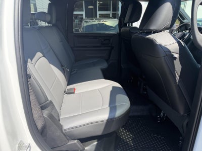 2027 RAM 3500 RAM 3500 TRADESMAN CREW CAB 4X4 8' BOX
