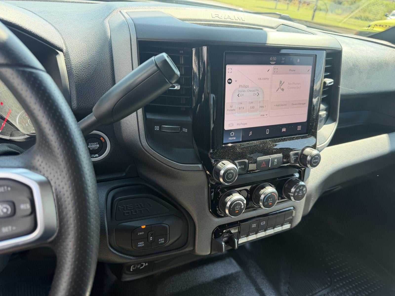 2027 RAM 3500 RAM 3500 TRADESMAN CREW CAB 4X4 8' BOX