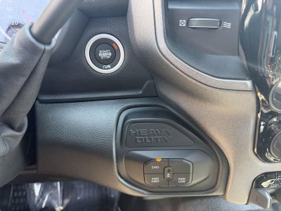 2027 RAM 3500 RAM 3500 TRADESMAN CREW CAB 4X4 8' BOX