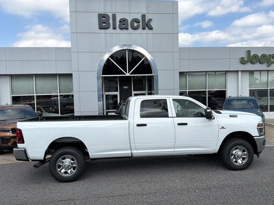 2027 RAM 3500 RAM 3500 TRADESMAN CREW CAB 4X4 8' BOX