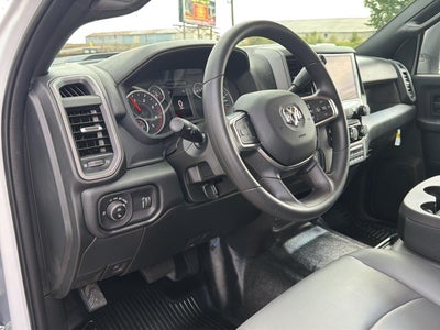 2027 RAM 3500 RAM 3500 TRADESMAN CREW CAB 4X4 8' BOX