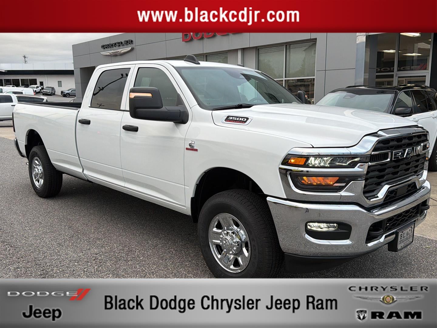 2027 RAM 3500 RAM 3500 TRADESMAN CREW CAB 4X4 8' BOX