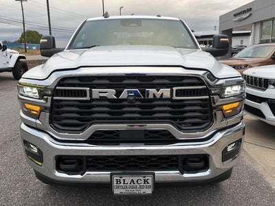 2027 RAM 3500 RAM 3500 TRADESMAN CREW CAB 4X4 8' BOX
