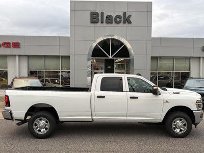 2027 RAM 3500 RAM 3500 TRADESMAN CREW CAB 4X4 8' BOX