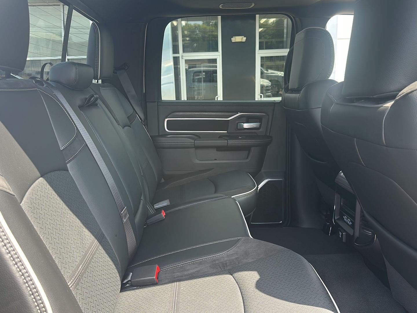 2026 RAM 2500 RAM 2500 LARAMIE CREW CAB 4X4 6'4' BOX