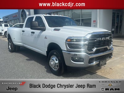 2026 RAM 3500 RAM 3500 TRADESMAN CREW CAB 4X4 8' BOX